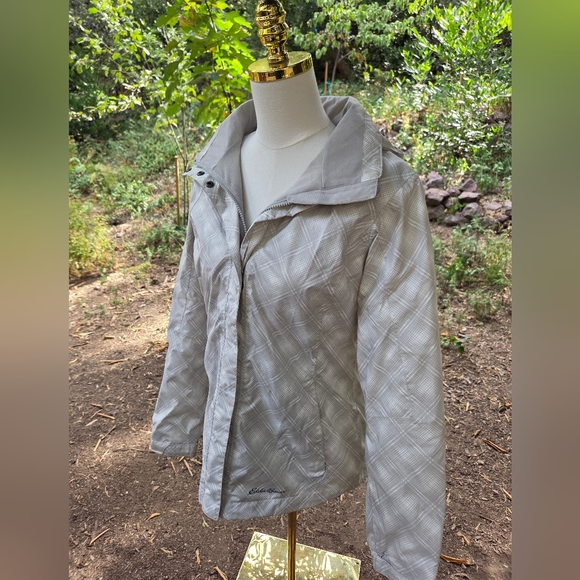 Eddie Bauer Women's Light Gray All Weather Jacket - Picture 2 of 7